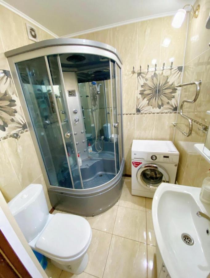 Apartments Ahmetova 4 21 Almati Kültér fotó